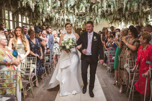 bride-father-walk-down-aisle